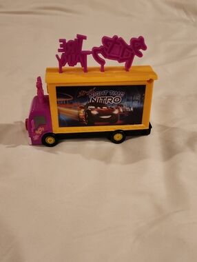 Disney Pixar Cars - Tire Talky Billboard Change - Night Time Nitro